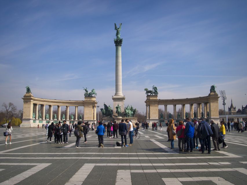 Budapest: Private 3-hour Guided City Tour by Bus - Key things to know before you go