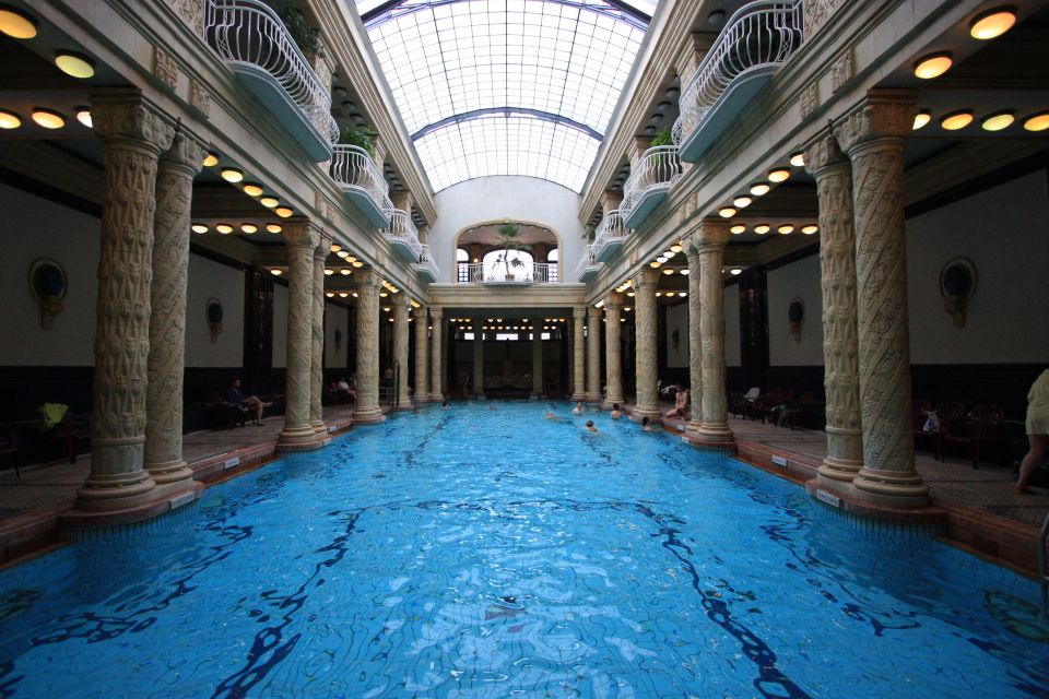 Budapest: Private 3-hour Guided City Tour by Bus - Heroes’ Square and City Park pass-bys: what you’ll see and what you won’t