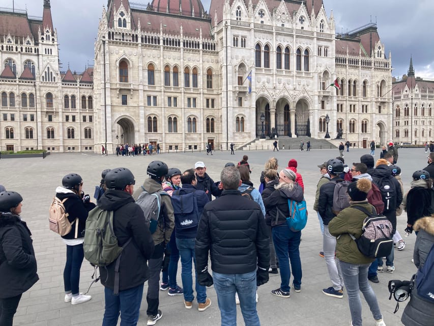 Budapest: Private Customizable Tour in French - Price and value: what $200 per group really buys
