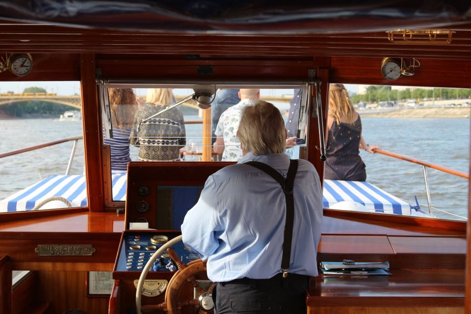 Budapest: Private Danube Yacht Cruise with Welcome Drink - The sailing route, explained: Margaret Island northbound and downtown views southbound