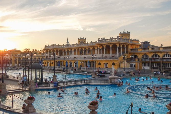 Budapest Private Full Day City Tour with a comfortable air -conditioned car - Rudas Baths drive-by, zoo entrance, and Roman ruins
