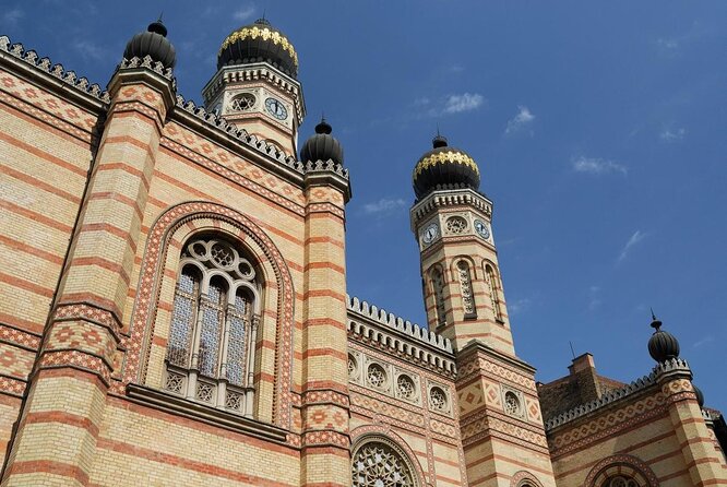Budapest Private Luxury Sightseeing Tour with Guide and Transport - City Park and Gellért Hill: panoramas that teach you Budapest’s shape