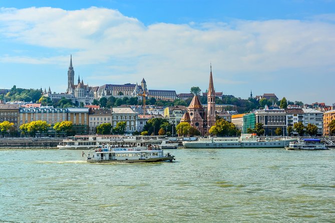 Budapest Private Luxury Sightseeing Tour with Guide and Transport - Buda Castle District: Trinity Square, Matthias Church, and Fisherman’s Bastion