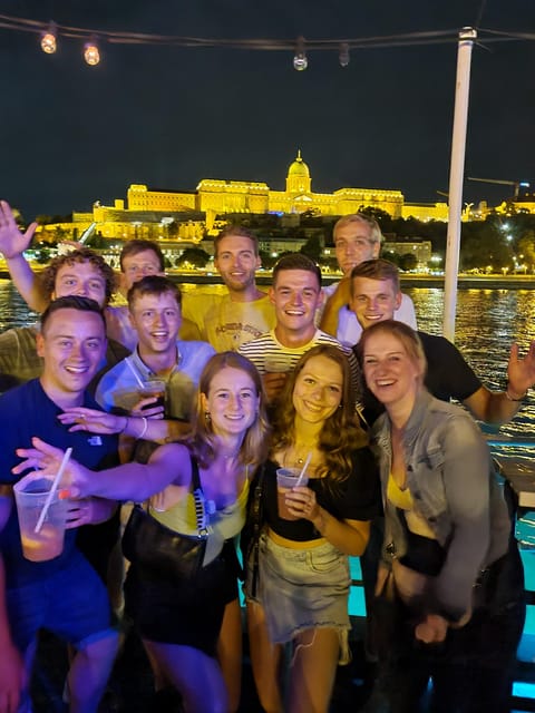 Budapest: Private, Personalized Pub Crawl, 3 drinks included - Games, challenges, and trivia that keep you moving