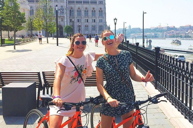 Budapest relaxed bicycle tour at sunset - Sunset timing on the Danube: why this route works