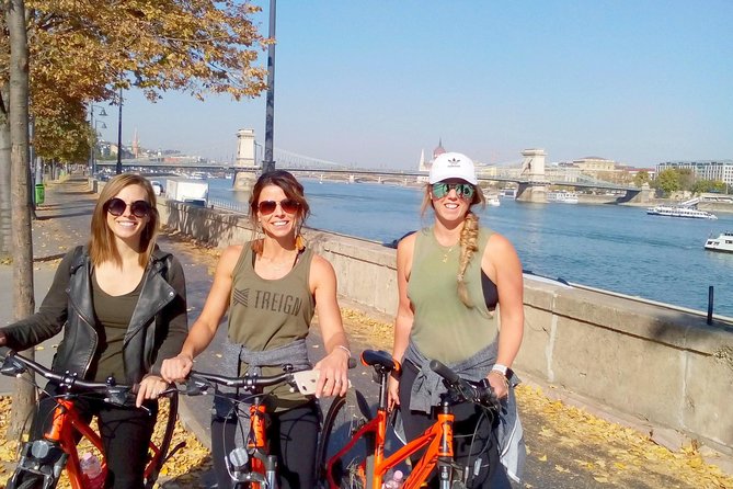 Budapest relaxed bicycle tour at sunset - Vörösmarty Square and the Jewish Quarter connection