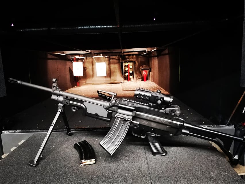 Budapest: Shooting Experience for Couples, The Perfect Date - The safety routine that makes first-timers comfortable