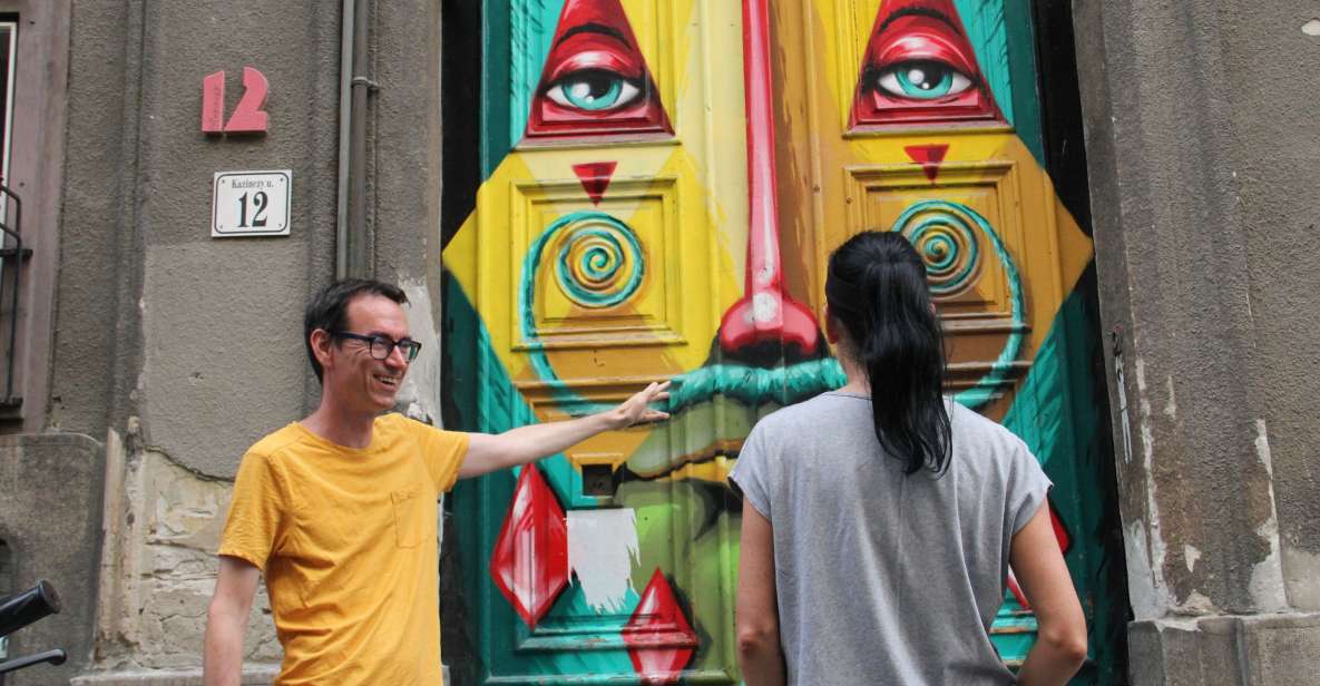 Budapest: Street Art Tour - The Jewish Quarter murals: what you’ll be looking for