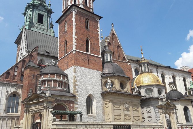 Budapest to Krakow private transfer - Door-to-door pickup in Budapest: your ride starts at your place