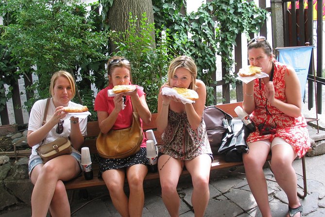Budapest to Szentendre bike & boat tour - What’s included: bike, helmet, lunch, and no snack stress