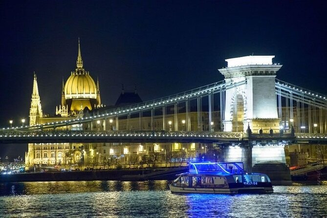 Budapest Unlimited Prosecco and Wine Cruise Day or Sunset Option - Comfort, photo setup, and the cold-weather truth