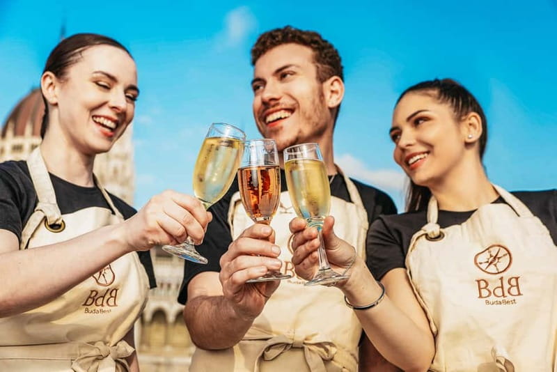 Budapest: Unlimited Prosecco, Beer and Aperol Spritz Cruise - The Drink Setup: Bottomless Prosecco (and Not Just Prosecco)