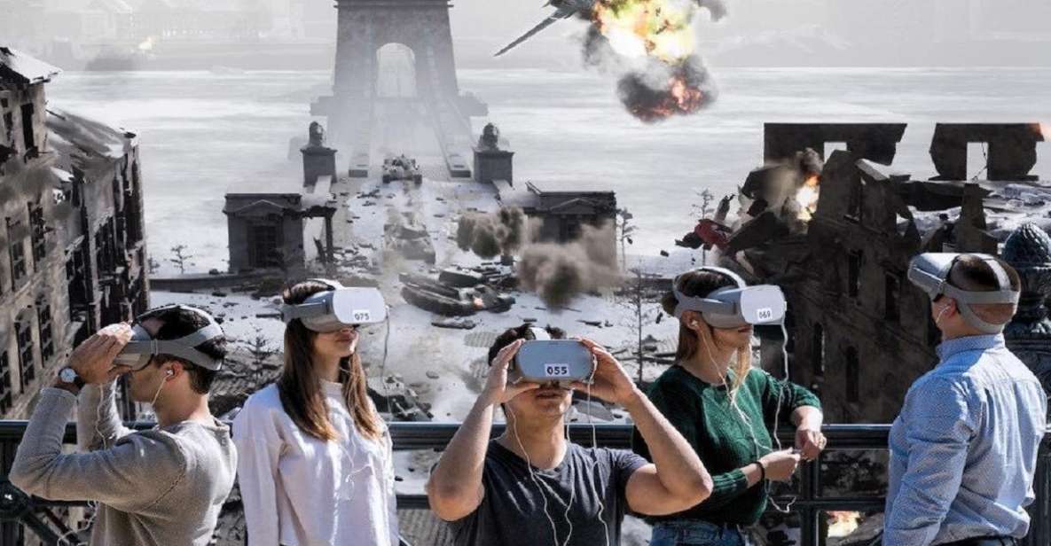 Budapest: Virtual Reality Tour in 8 Languages - VR time travel in the Castle District (and what to expect)