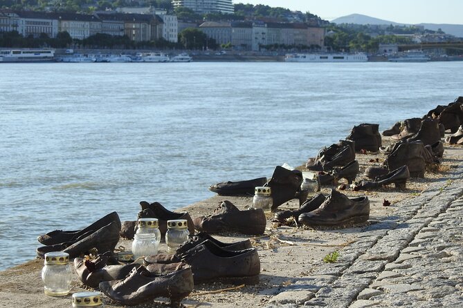 Budapest walking tour: Parliament and Shoes Memorial - Key things that make this walk worth your time