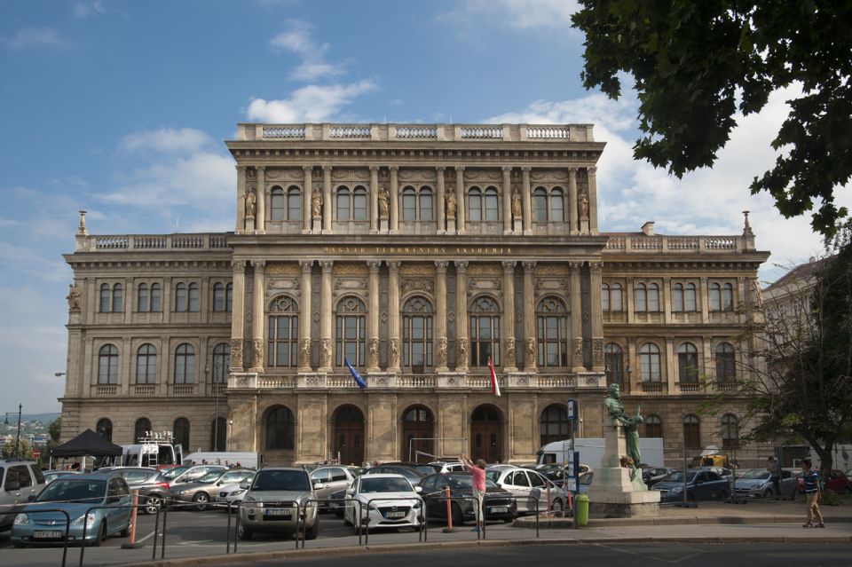 Budapest Walking Tour with a Professional Local Guide - Key Highlights You’ll Actually Feel on the Ground