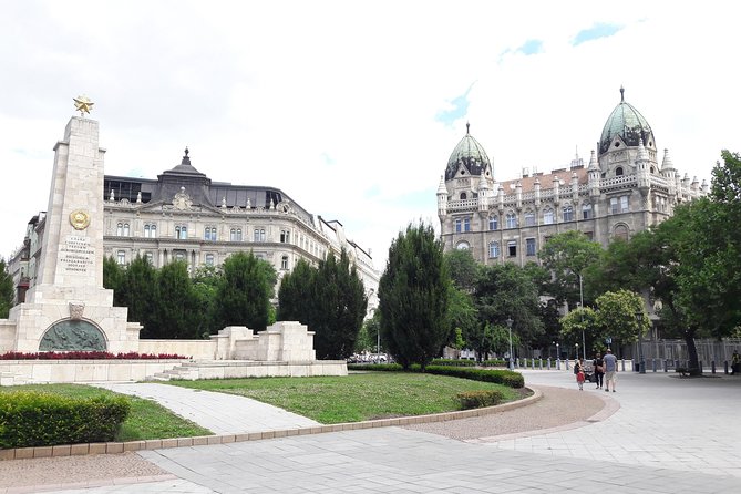 Comprehensive sightseeing tour - Andrássy Avenue and the Opera House: elegant streets, then history by detail