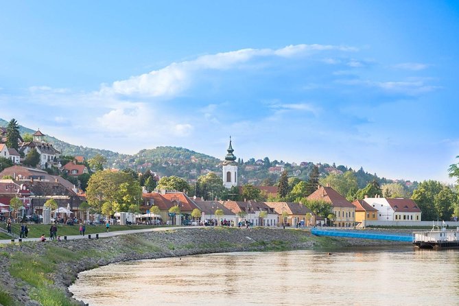 Danube Bend Full-Day Private Tour From Budapest - Lunch with a view: the 3-course break that keeps the day easy