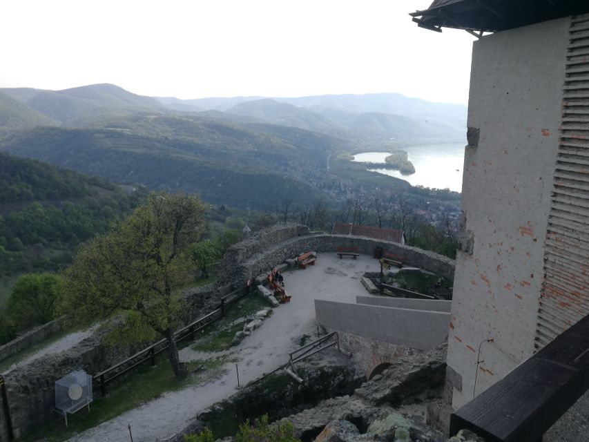 Danube Bend: Private 8-Hour Full Board Tour from Budapest - Crossing into the Slovakia-facing scenery: Turkish Church ruins included
