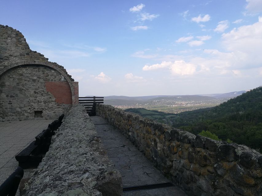 Danube Bend: Private 8-Hour Full Board Tour from Budapest - Lunch in Visegrád: a real meal, not a rushed stop