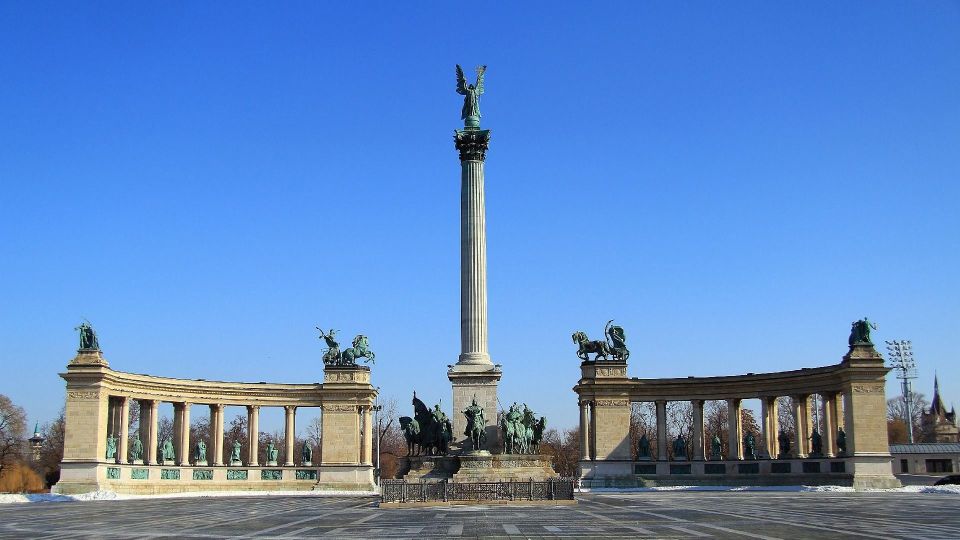 Downtown Pest Walking Tour - Andrassy Boulevard and the Opera House: noble planning in motion
