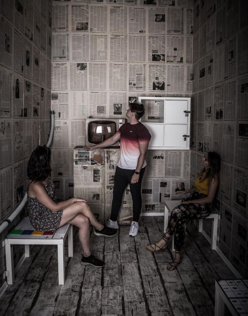 Escape Rooms by PanIQ Room in Budapest - Team Tactics That Actually Work Under Pressure