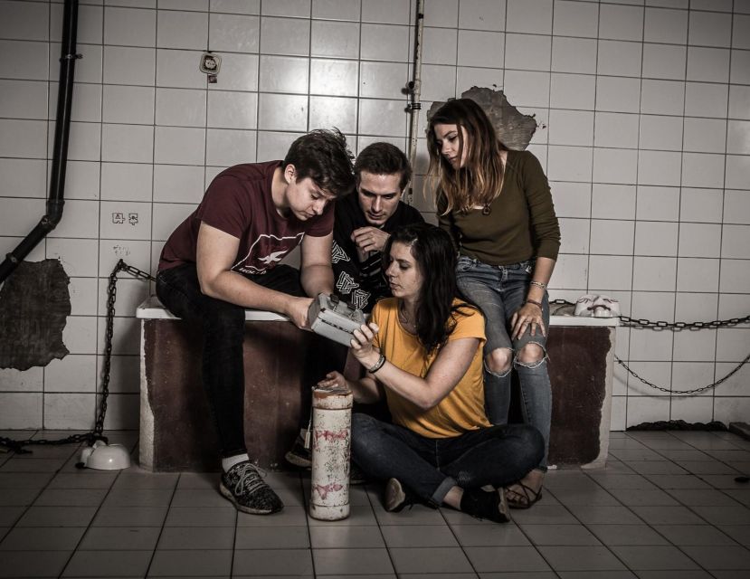 Escape Rooms by PanIQ Room in Budapest - Who This Suits Best (and Who Might Want to Skip)