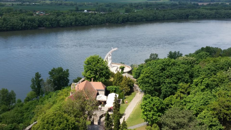 From Budapest: Danube Bend Full-Day Private Tour with Lunch - Szentendre’s Art Town Walk: Galleries, Crafts, and Easy Strolling