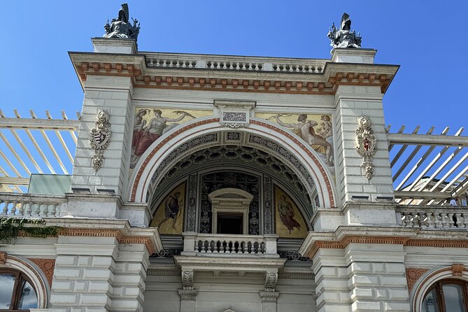 Gems of the Budapest Castle District Walking Tour - Knights, the Labyrinth, and Dracula Lore in One Stretch
