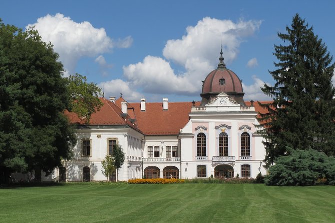 Godollo Sisi Castle and Szentendre Full-Day Private Tour from Budapest - Why Gödöllő Palace and Szentendre fit together so well