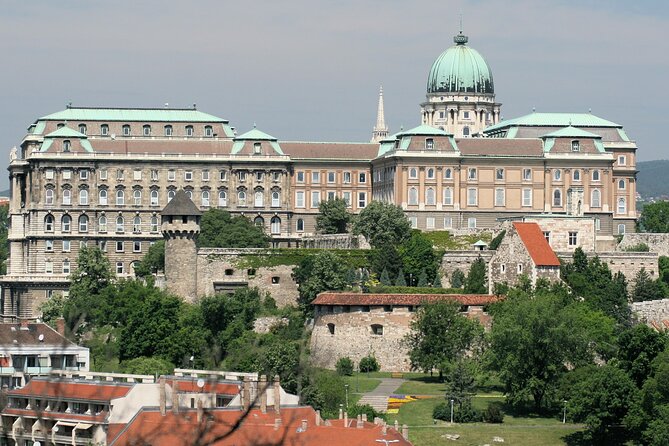 Guided Tour in Budapest Castle District - Two hours in Buda: the real value is context
