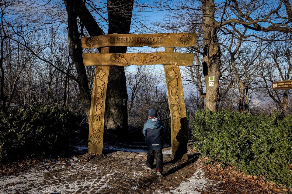Hike to Spiritual Sites Near Budapest - Timing and how the day flows without feeling rushed