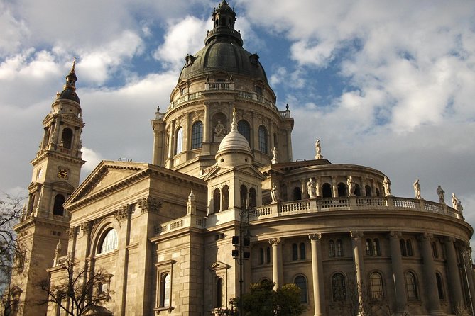 Historical and Cultural Walking Tour in Budapest - Deák Ferenc tér Start and the Smooth Pickup Advantage