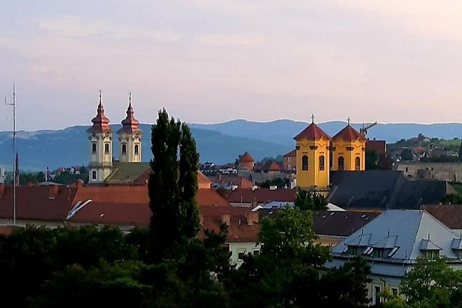 Home to Bull's Blood red wine! Eger with winetaste private tour - Private Eger day: how this tour stays comfortable