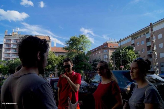 Hungarian History Walking Tour with food tasting - Food tasting during the walk: why it’s more than a snack