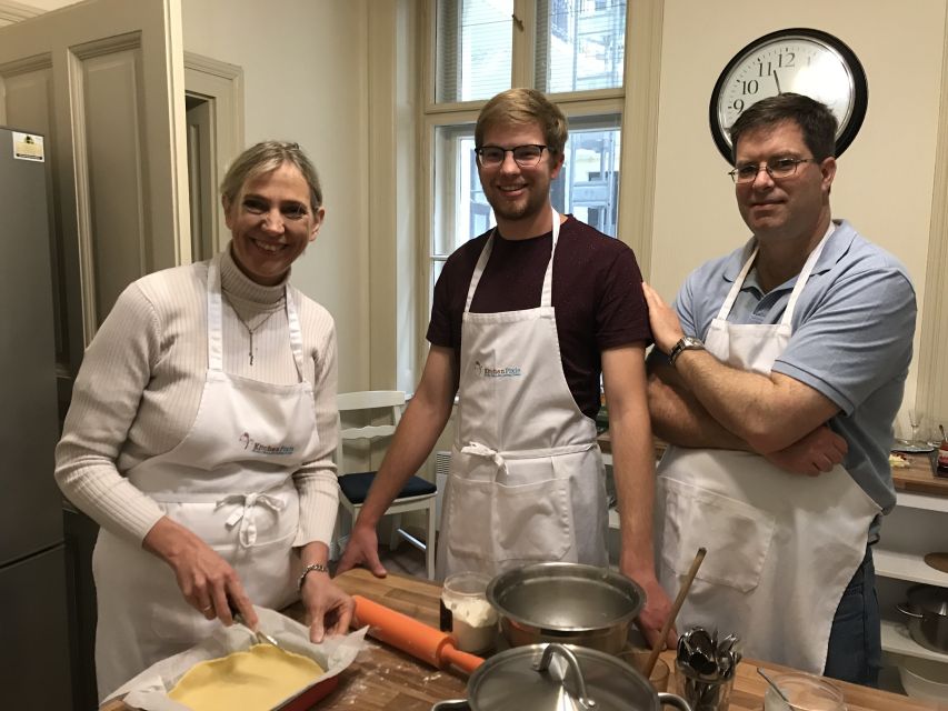 Hungarian Premium Cooking Class with 4-course meal - A Budapest Cooking Class in a Cozy Central Apartment