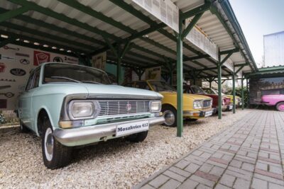 Hungary: Szentendre Retro Design Center Entry Ticket - Getting there from Budapest: plan your day trip time