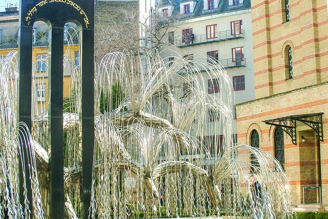 Jewish Heritage / Full tour - Jewish Cemetery, Emmanuel Tree, and the Living District Around You