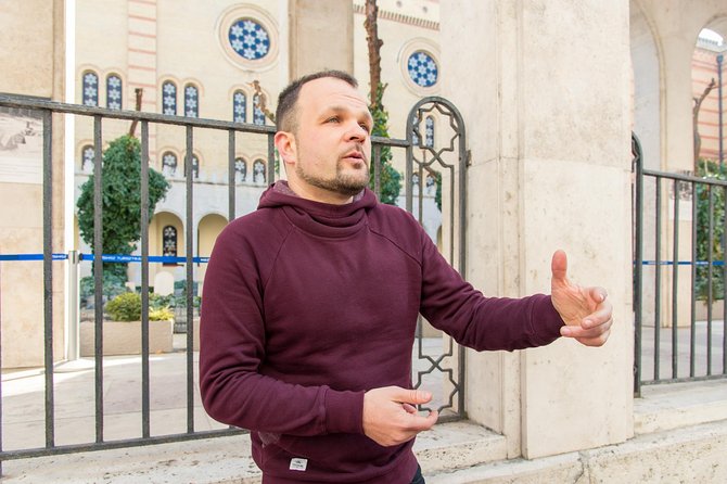 Jewish Heritage in Hungary with a Historian - From Kempinski Corvinus to Erzsébet tér: where Pest’s medieval map meets Jewish streets