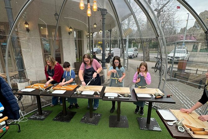 Kürtőskalács: Chimney Cake Workshop in City Park Budapest - Group Size and the Instructor Factor You’ll Feel in the Room