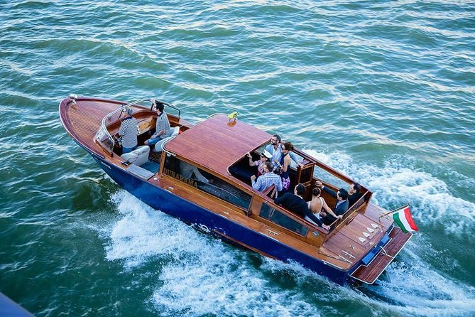 Luxurious, private day cruise with a waterlimousine to Szentendre - Where to meet and what to expect day-of