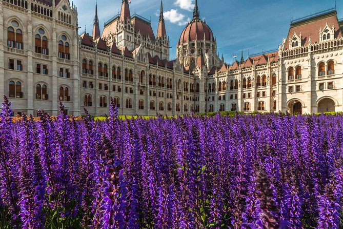 Orientation walk in Budapest - How “private” changes what you get in 2 hours