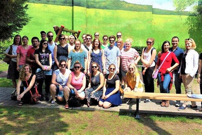 Original Budapest Alternative Street Art & Jewish Tour - Stop 1: Lépcső Street Art and how to read the walls