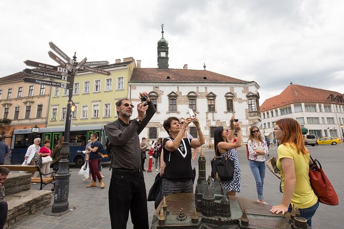 Private Buda Castle Walk with Entry to Matthias Church - Skip the line at Matthias Church: the coronation church visit, timed right