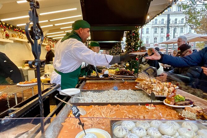 Private Budapest Christmas Market Tour with Chimney Cake & Mulled Wine - A private tour that can match your group’s rhythm