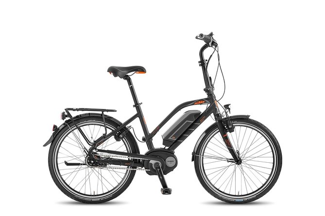 Private Budapest E-Bike Tour - St. Stephen’s Basilica and the Parliament: big architecture, clear viewpoints
