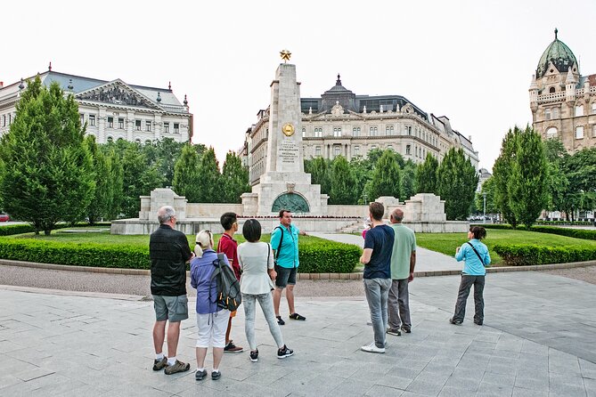 Private Budapest Hammer & Sickle Communist Times Tour - Prague or Budapest? First Sanity-Check
