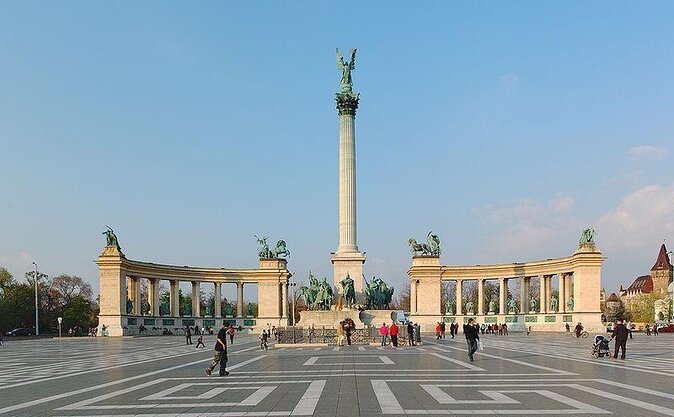 Private Budapest Sightseeing Tour: Royal Castle, Heroes Square, Chain Bridge - Key Highlights You’ll Actually Notice