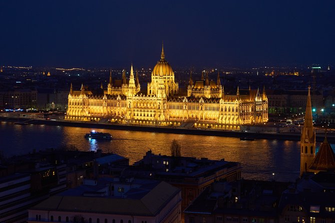 Private Budapest Sightseeing Tour: Royal Castle, Heroes Square, Chain Bridge - Andrássy Avenue, State Opera House, and Heroes’ Square