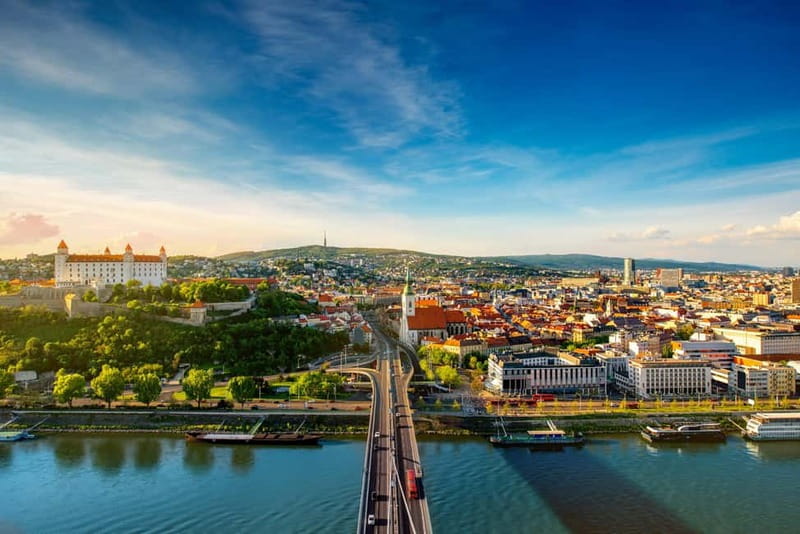 Private day trip: Budapest > Bratislava & Vienna, in English - Should You Book This Private Budapest-to-Bratislava-and-Vienna Day Trip?