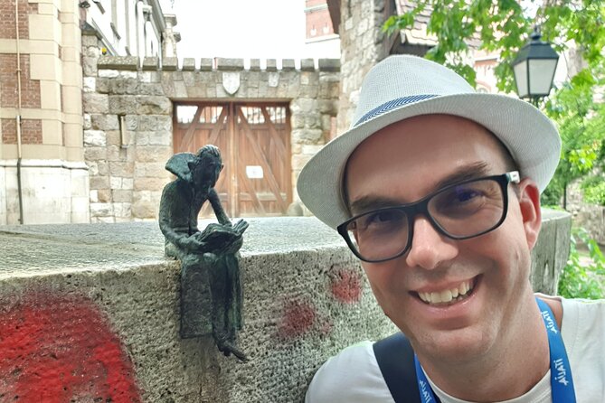 Private Family Friendly Walking Tour with Children in Budapest - Deák Ferenc tér Start Point and How the Tour Runs